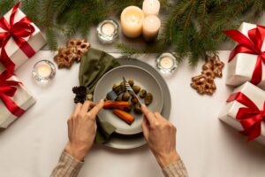3 варианта как оформить красивую и продуманную сервировку новогоднего стола от Екатерина Шкурат в журнале Redesign. www.redesign-home.ru
