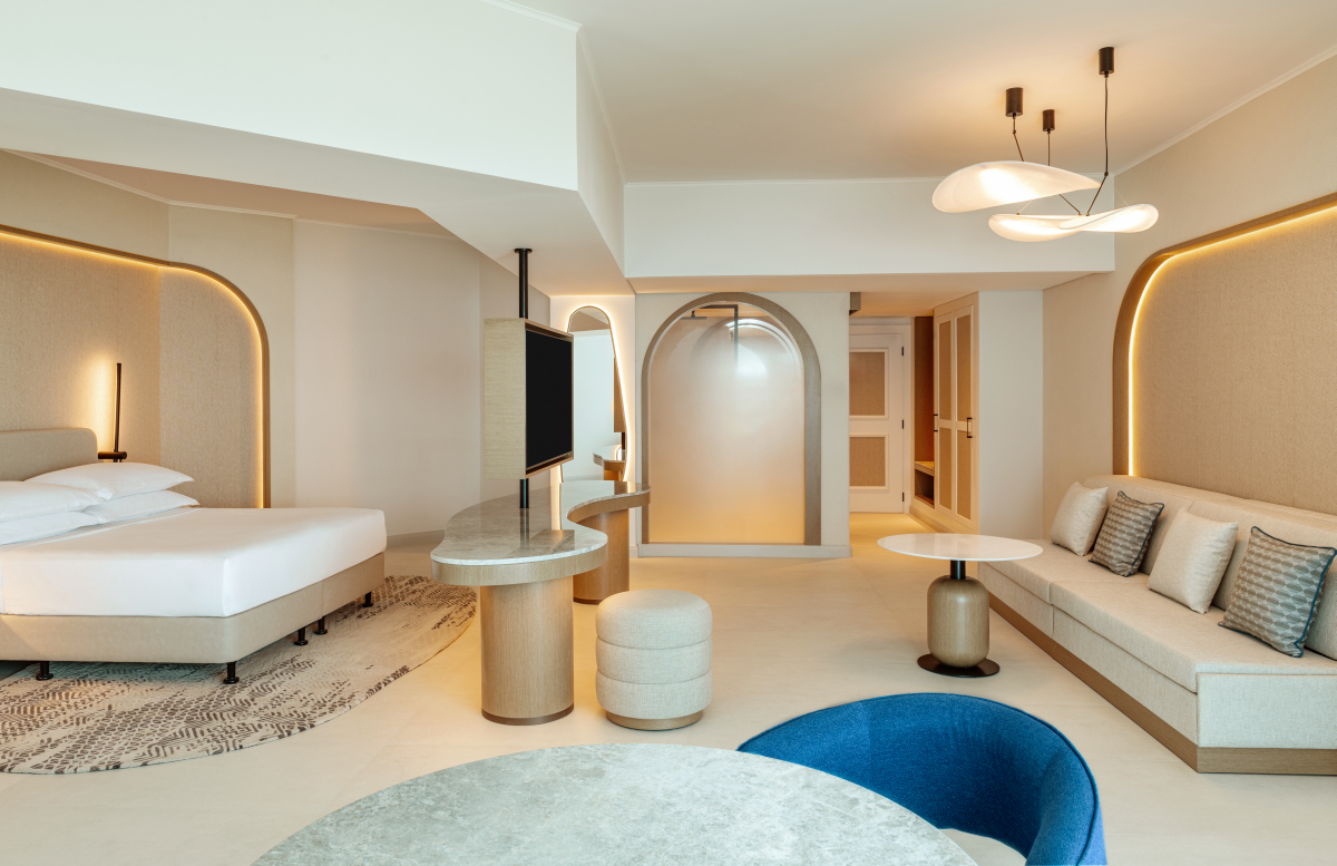 Пятизвёздочный курорт Sheraton Jumeirah Beach: уютные номера, гольф-клуб и Персидский залив. Глянцевый журнал Redesign (Редизайн). www.redesign-home.ru