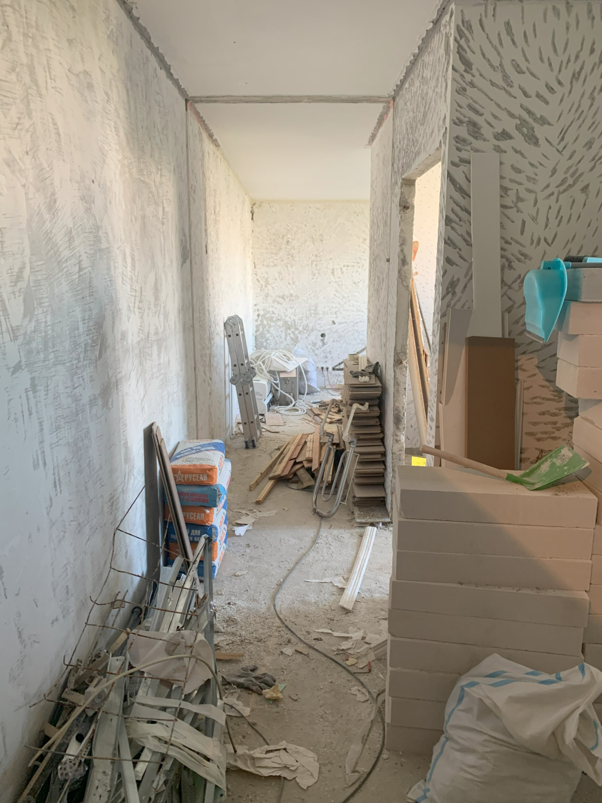 Ретро как образ жизни или как подружить винтаж и современность: квартира 43м² для холостяка. Анна Пузикова, Ирина Бебешина, Евгений Гнесин. Глянцевый журнал Redesign (Редизайн). www.redesign-home.ru