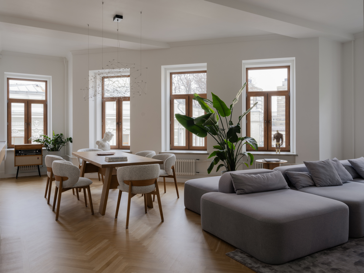 Квартира 140 м² в старом фонде Москвы: современность, которая не спорит с историей