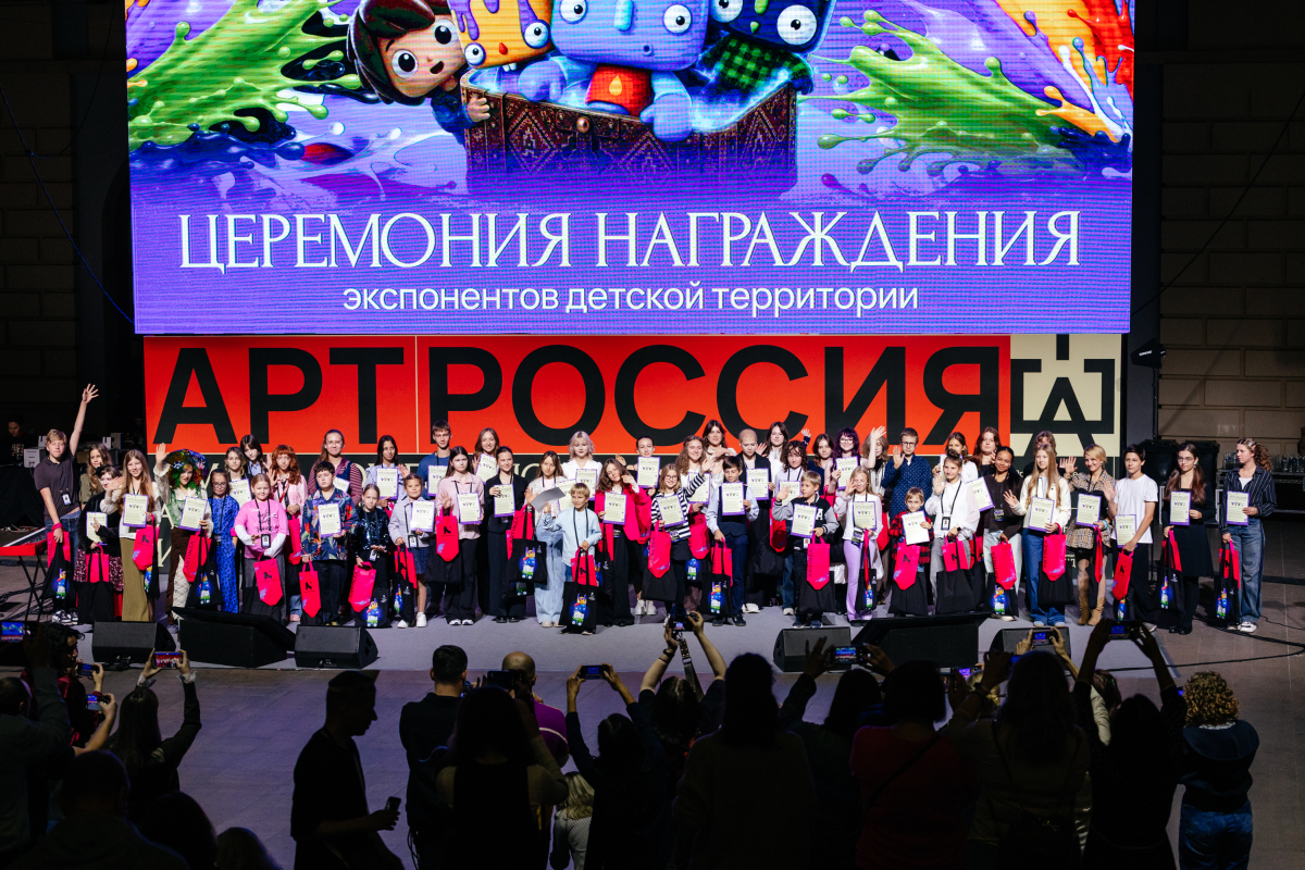 Одна большая история об академическом искусстве: ярмарка «Арт Россия» завершилась в Москве. Глянцевый журнал Redesign (Редизайн). www.redesign-home.ru